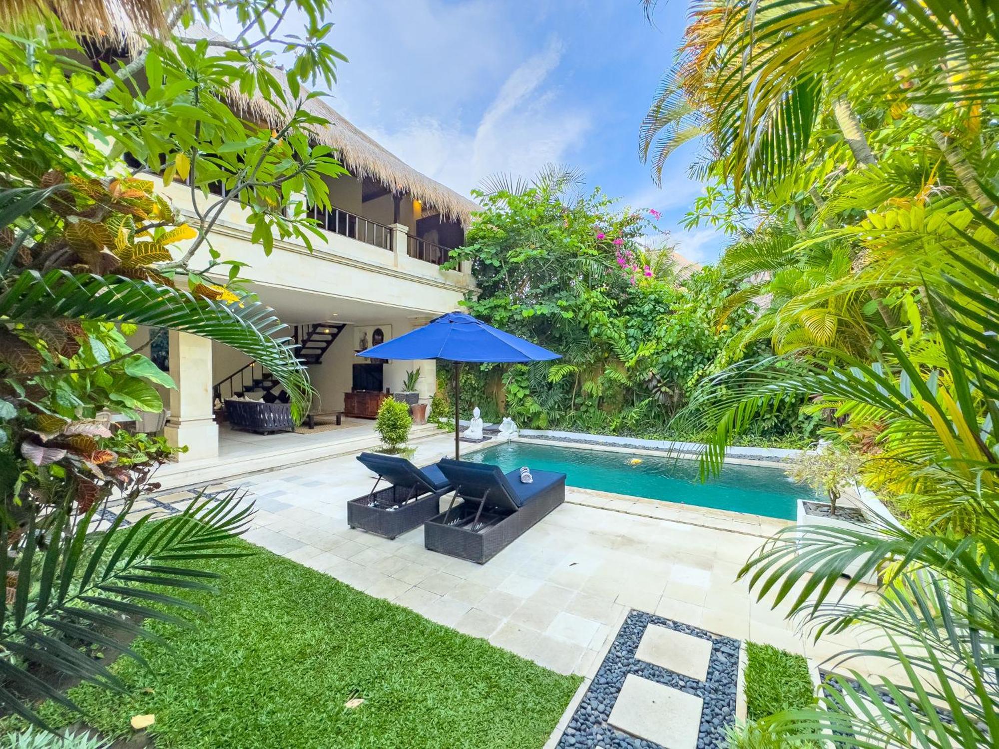 Villa Bugis Kayu Aya Seminyak Habitación foto